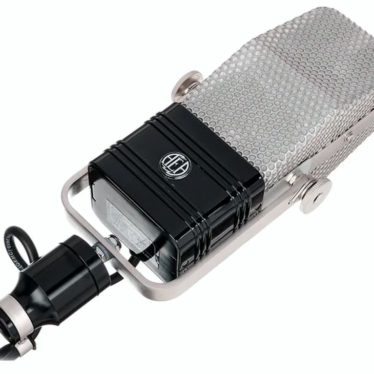AEA R44CE Review: Our thoughts after testing