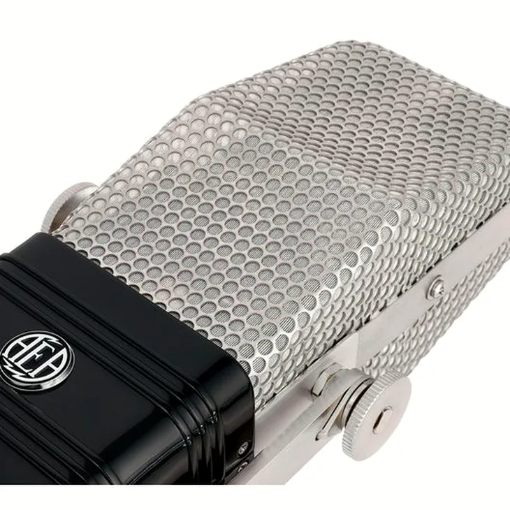 AEA R44CE Review: Our thoughts after testing