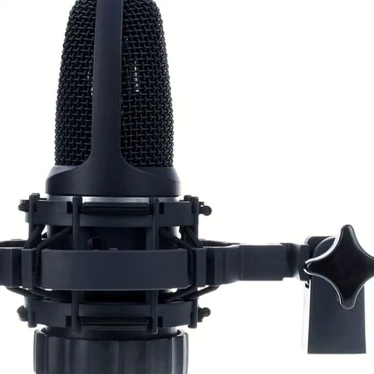 AKG C3000 Review: Buying guide and verdict