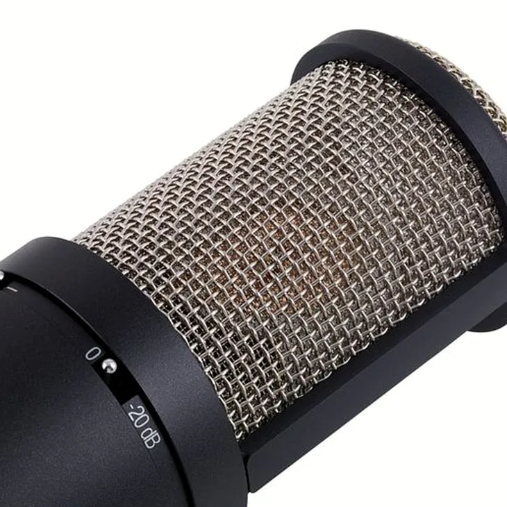 AKG P220 Review: Impressions from daily use