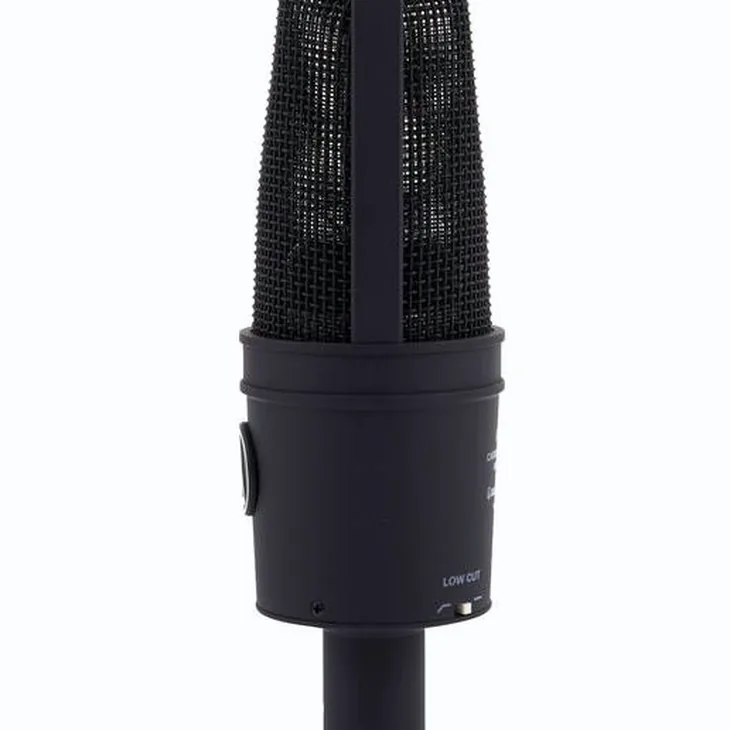 Audio-Technica AT4040 Review: Design pros and cons