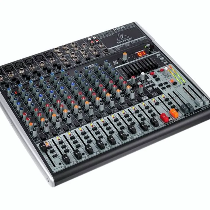 Behringer Xenyx X1832USB Review: Top features