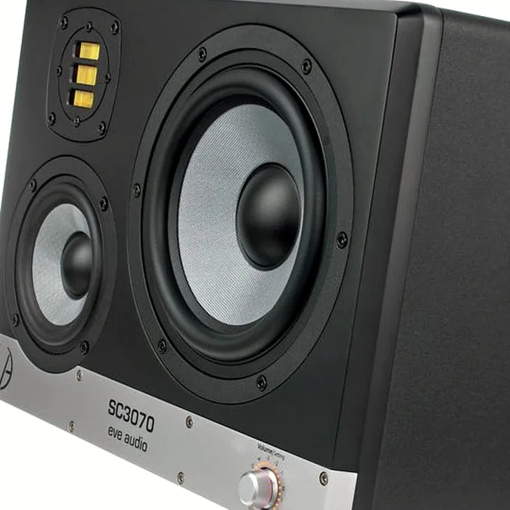 EVE Audio SC3070 right Review: All details about EVE Audio SC3070 right