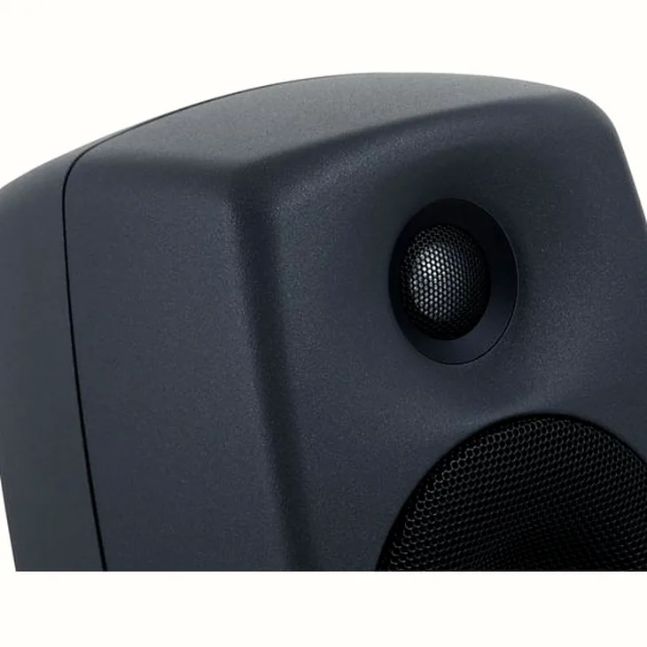 Genelec 8320 APM Review: Under the microscope: details and soundstage