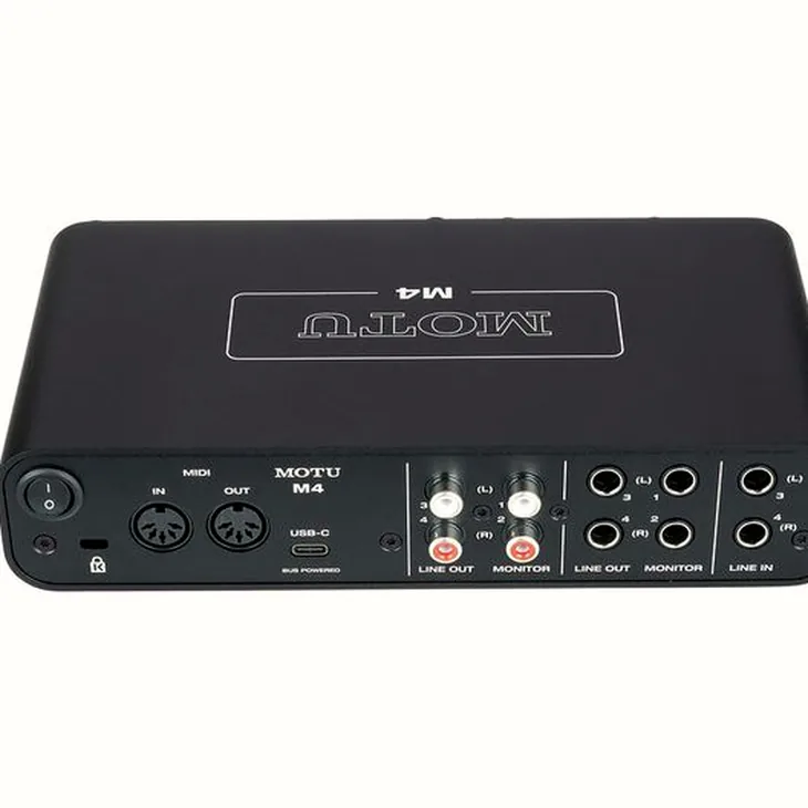 MOTU M4 Review: Under the microscope