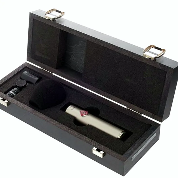 Neumann KM A Review: Detailed construction overview