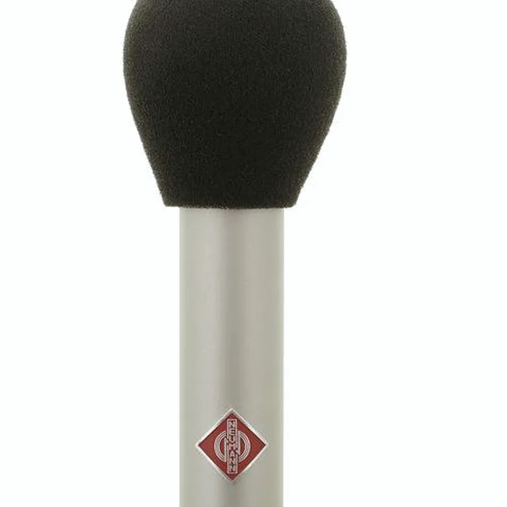 Neumann KM183 Review: Frequency response and performance analysis