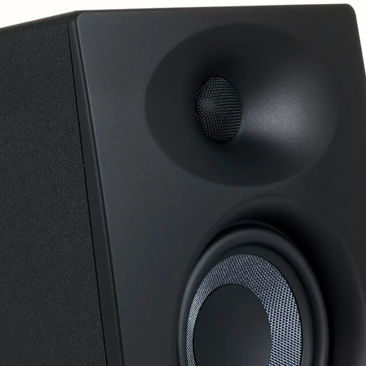 Presonus Eris Studio 4 Review: The ultimate guide to this model