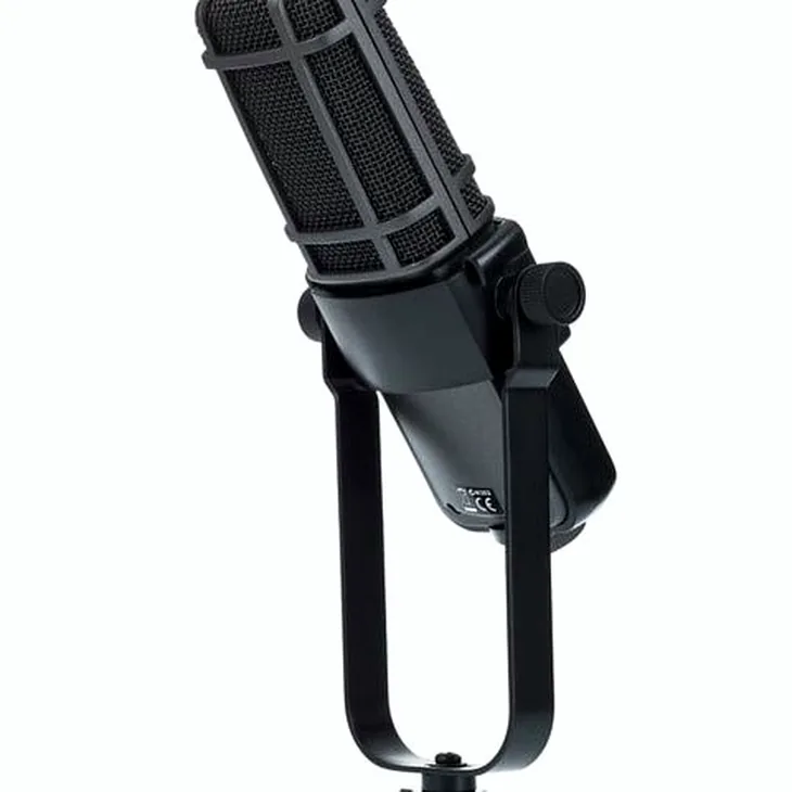 Superlux R102 Review: Under the microscope: details and dynamics
