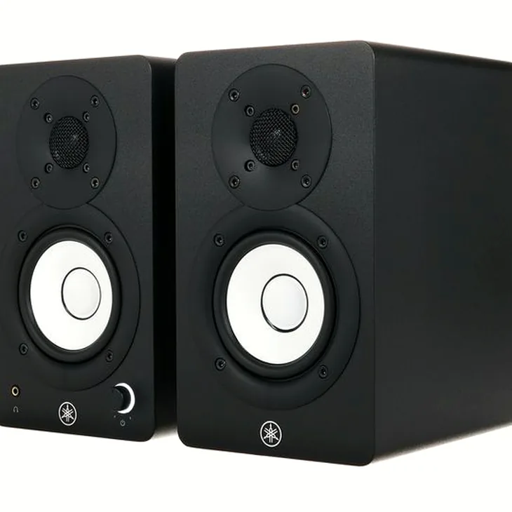 Yamaha HS 3 Review: Checking reliability in the mix