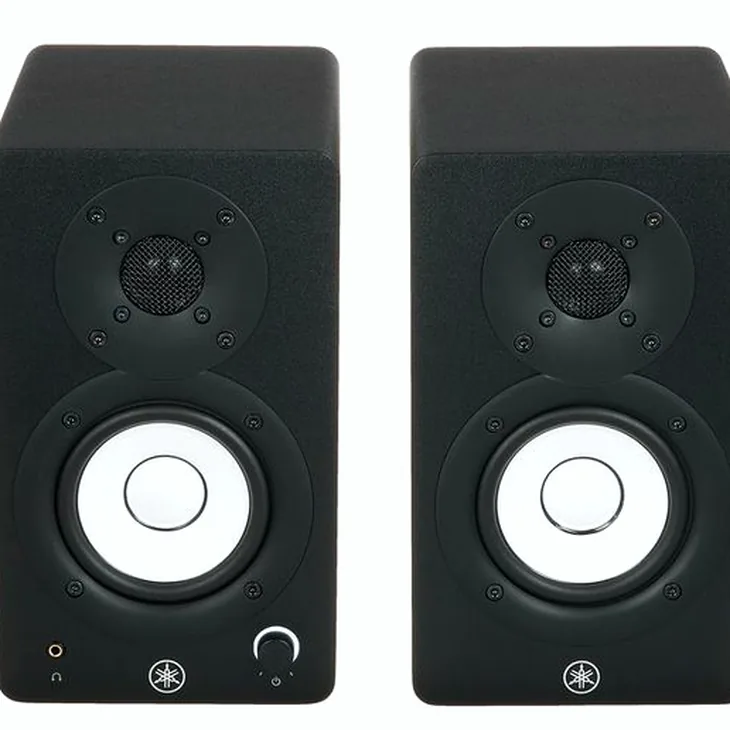 Yamaha HS 3 Review: Checking reliability in the mix