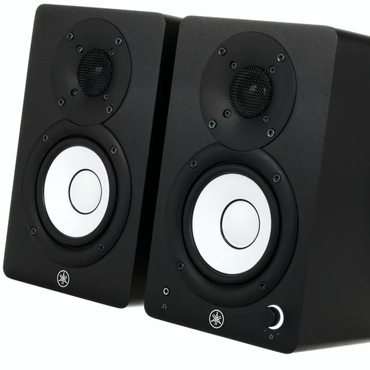 Yamaha HS 4 Review: Expert sound analysis