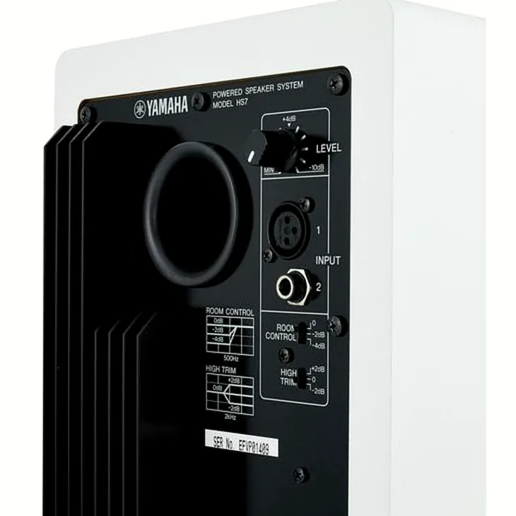 Yamaha HS 7 W Review: A good monitor choice for 2026?
