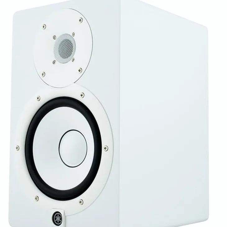 Yamaha HS 7 W Review: A good monitor choice for 2026?