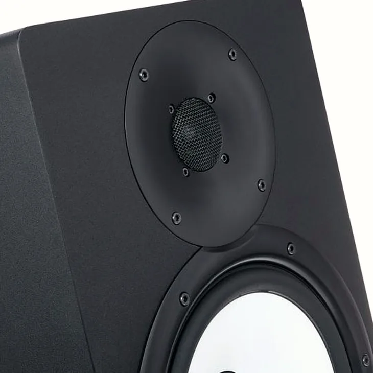 Yamaha HS 8 MP Review: Best value for money monitors?