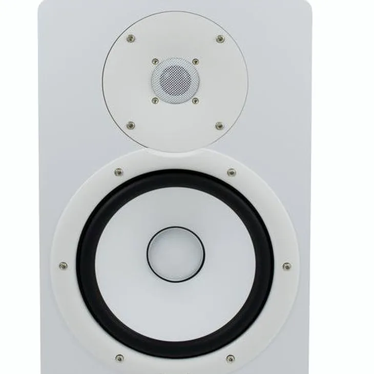 Yamaha HS 8 W Review: A closer look at the components